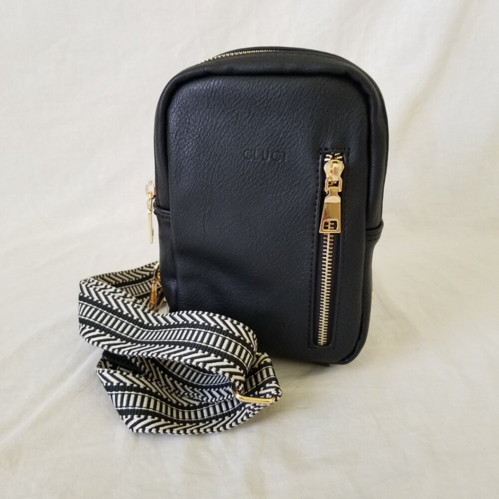 NWT! Cluci Faux Leather Shoulder Bag w/Adjustable Strap for Everyday Use! - Picture 2 of 13